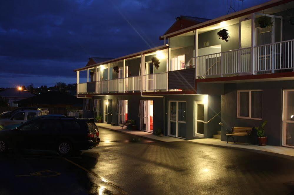 Avenue Heights Motel Whangarei Eksteriør bilde